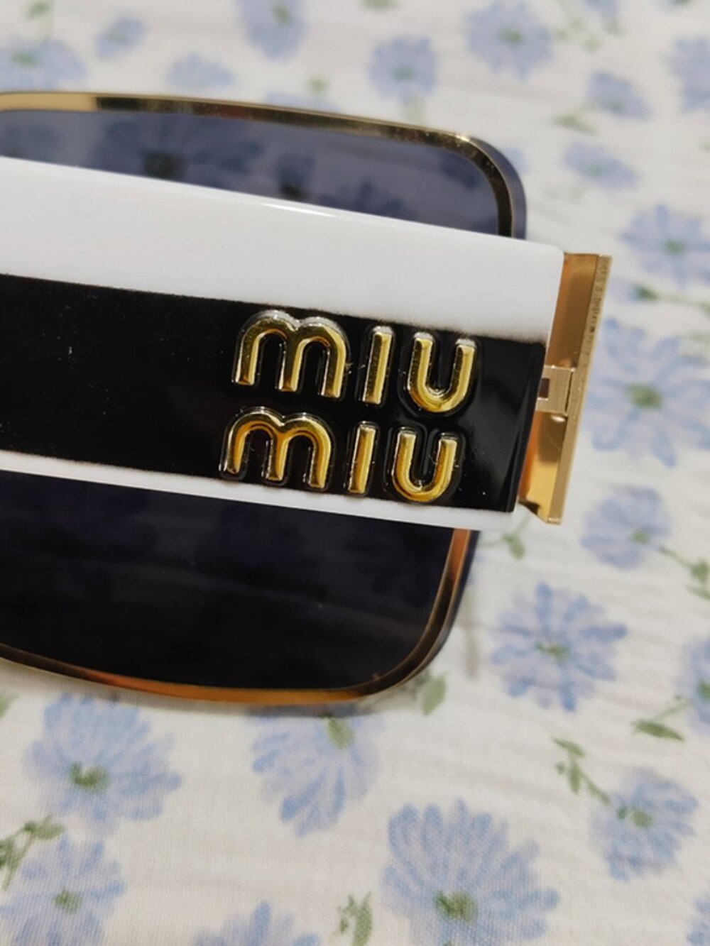 Miu Miu Black Square Sunglasses - Picture 7 of 10